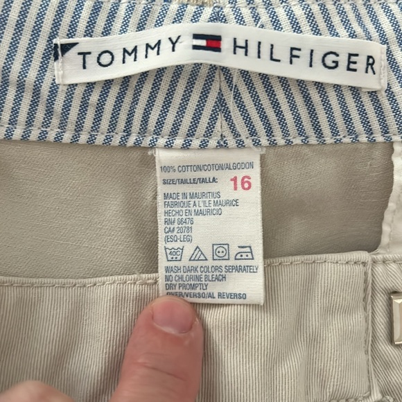 TOMMY HILFIGER chinos. Size 16 - Picture 7 of 7